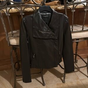 EUC ANN TAYLOR LEATHER LOOK BIKER JACKET. VERY DARK BROWN SIZE SMALL BUTTERYSOFT